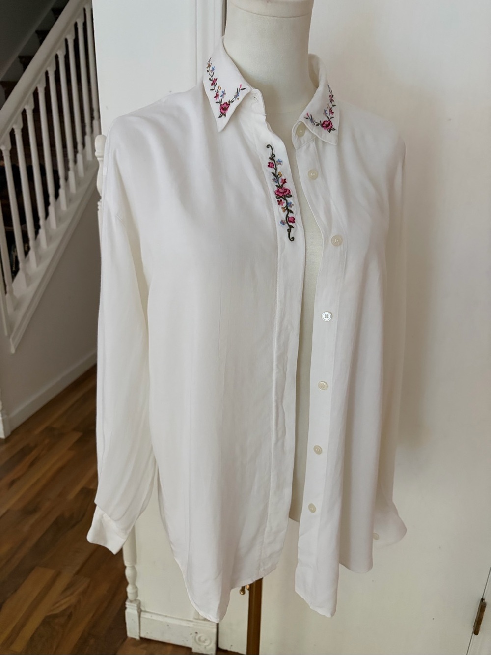 White Button-Down Shirt with Dainty Floral Embroidery on Collar & Body, Large